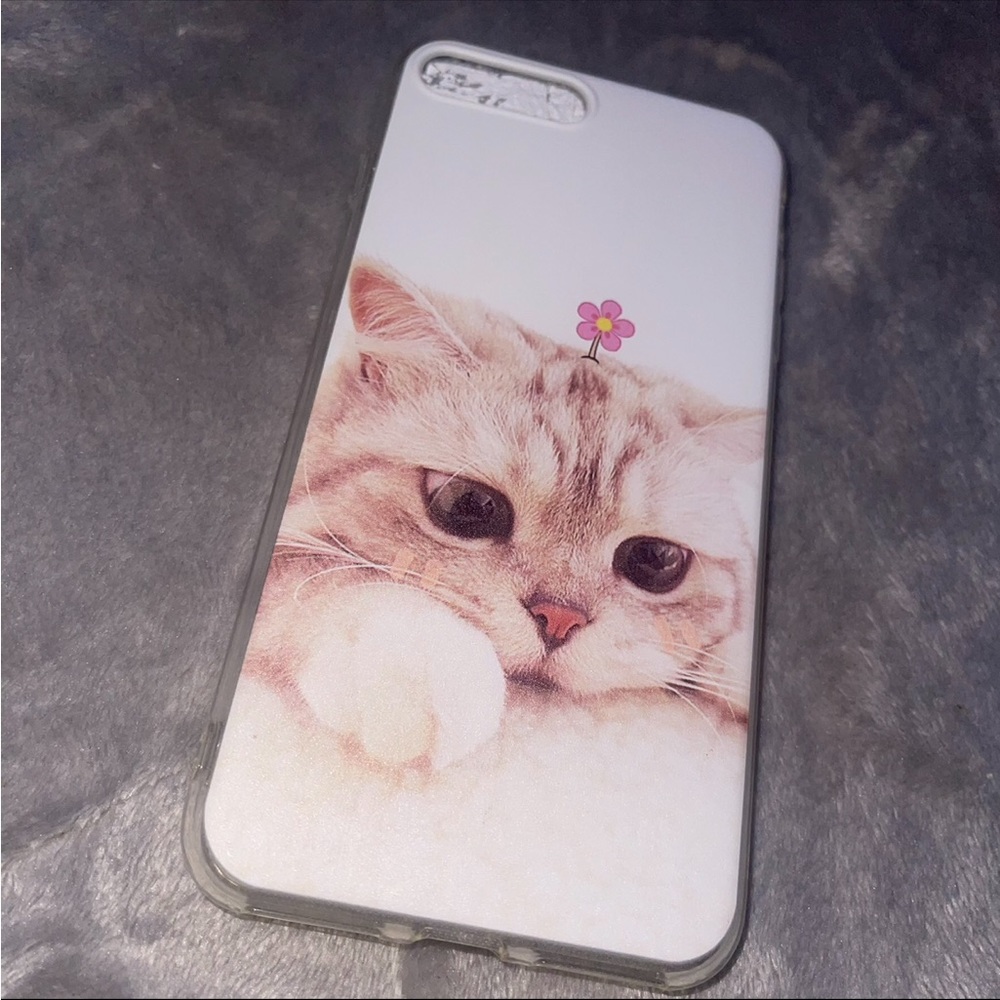 FREE‼️iPhone 8 Plus/7 Plus kitten/ cat/ kitty case